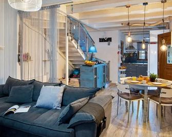 Hara Luxury House - Gaios - Wohnzimmer