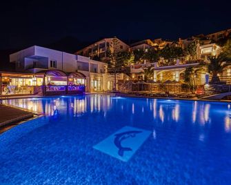 Elounda Residence Resort & Waterpark - Elounda - Piscina