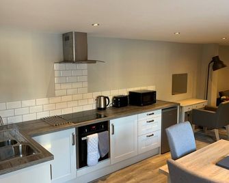 Fornham Guest House - Ottershaw - Keuken
