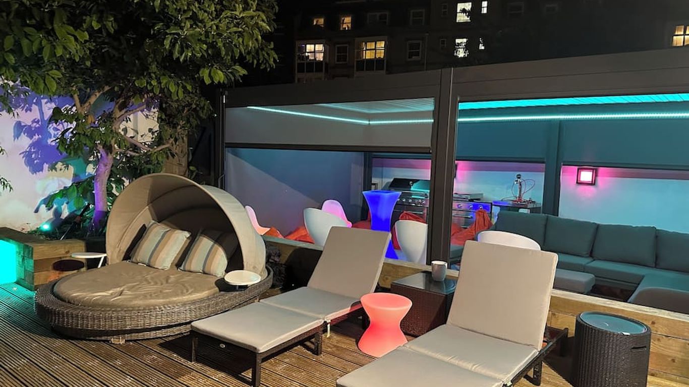 Ashbys Accommodation & Spa hire