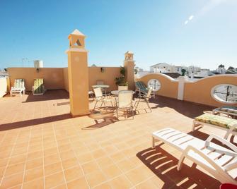 Apartamentos Nerjaluna - Nerja - Parveke