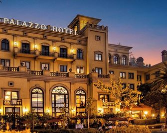 بالاتزو هوتل - جوهانسبرغ - مبنى