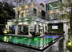 Villas In Pattaya - Jomtien - Rakennus