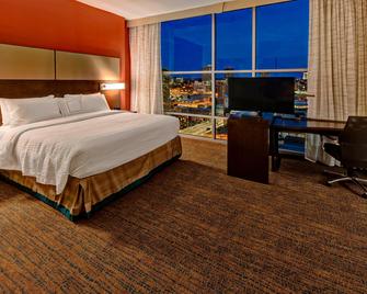 Residence Inn by Marriott Kansas City Downtown/Convention Center - Kansas City - Phòng ngủ