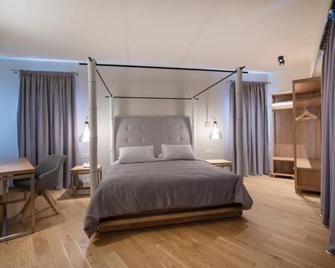 Hotel Hermes - Ermoupoli - Bedroom