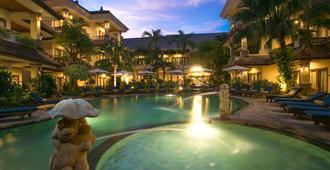 Parigata Resorts and Spa - Denpasar - Pool