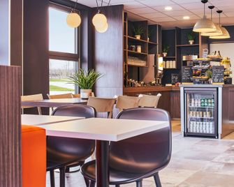 easyHotel Paris Charles de Gaulle Villepinte - Tremblay-en-France - Bar