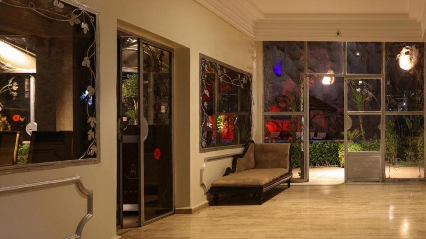 إمبريال هوليداي هوتل آند سبا