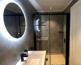 Modern apartment in the middle of the city center - Kirkenes - Bad