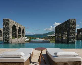 بارك حياة سانت كيتس - باسيترّ - حوض السباحة