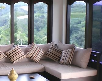 Shangrilah Villas - Baturiti - Obývací pokoj