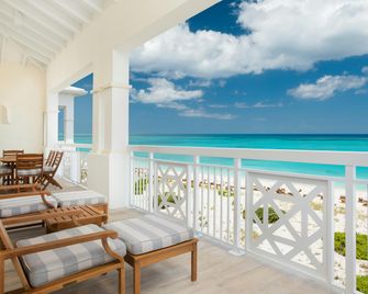 ألكساندرا ريزورت - عا امل جميع كلخدمات - Grace Bay - شرفة