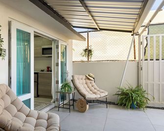 Ocean Park Studio Pool at Riviera Villa - San Juan - Balcony