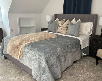 Stylish 2br House Near Stony Brook University - Stony Brook