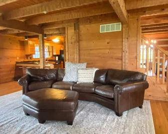 Serene Cabin along the KY Bourbon Trail - Harrodsburg - Sala de estar