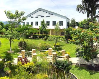 Hotel Js - Cocoyoc - Outdoors view