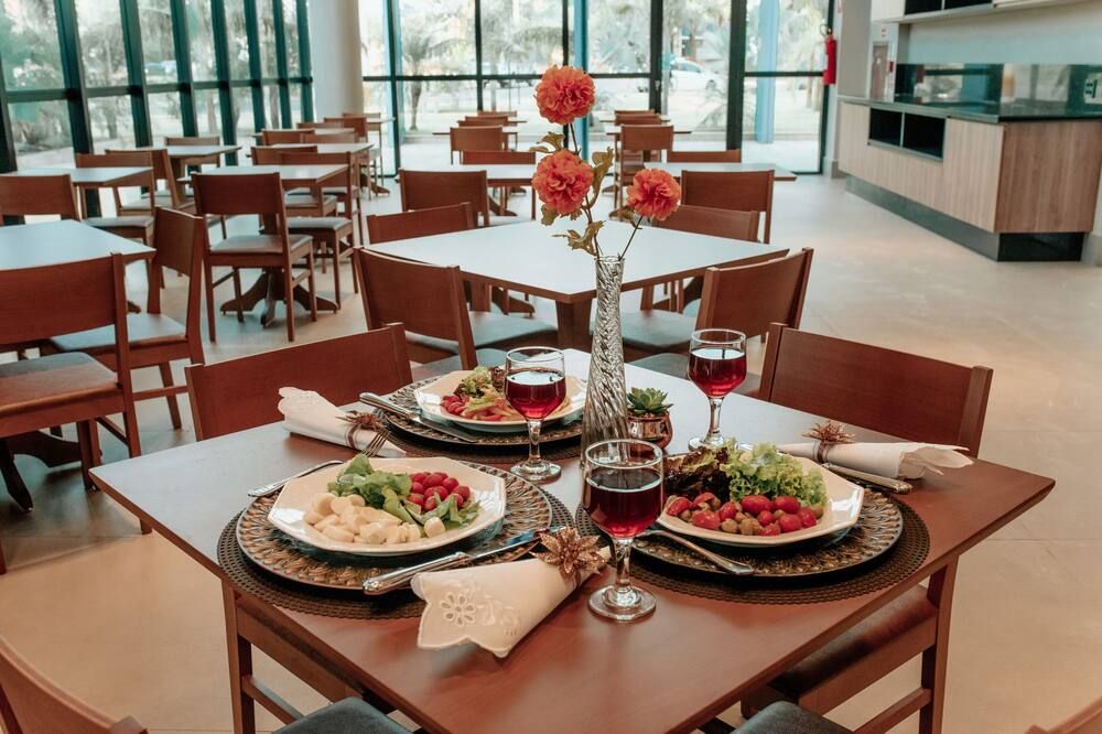 Hplus Premium Palmas - פלמס - מסעדה