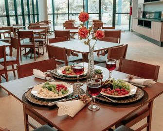 Hplus Premium Palmas - Palmas - Restaurante