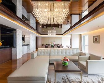 Novotel Yangon Max - Yangon - Lounge