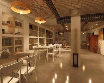 Terra Buona Rooms - Traona - Restaurante