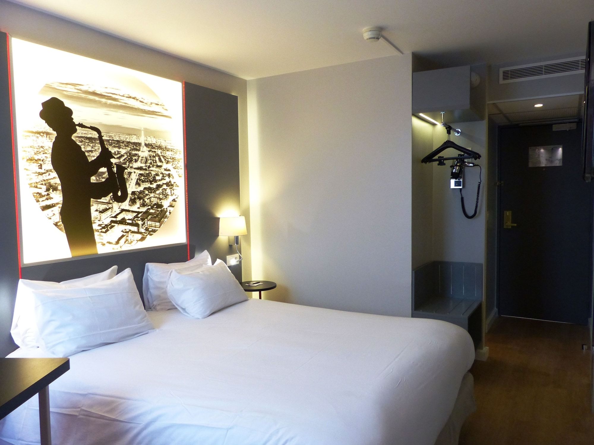 Hotel Inn Design Paris Saint Quentin - Montigny-le-Bretonneux - Slaapkamer