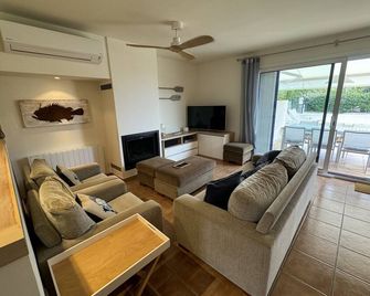 Les Dunes 107 - 60 m from the beach, aircon, pool and garden - Torroella de Montgri - Salon