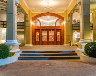 Monoreach Angkor Hotel - Ciudad de Siem Riep - Edificio