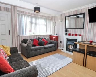 271 California Sands Estate - Great Yarmouth - Living room