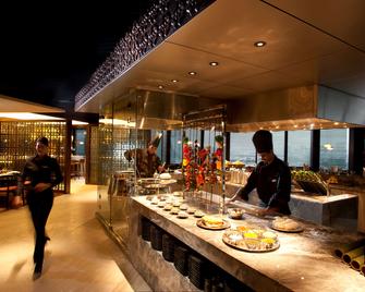 DoubleTree by Hilton Kuala Lumpur - קואלה לומפור - בר