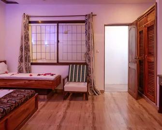 Spacious Triple Room no3 in Nungwi near the beach - Nungwi - Habitación