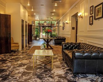 The Kendall - Boerne - Salónek