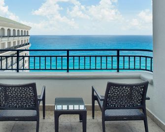 JW Marriott Cancun Resort & Spa - קנקון - מרפסת