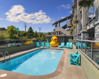 Accent Inns Kamloops - Kamloops - Kolam