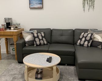 Cozy Suite in Vancouver’s Oakridge Area - Vancouver - Soggiorno