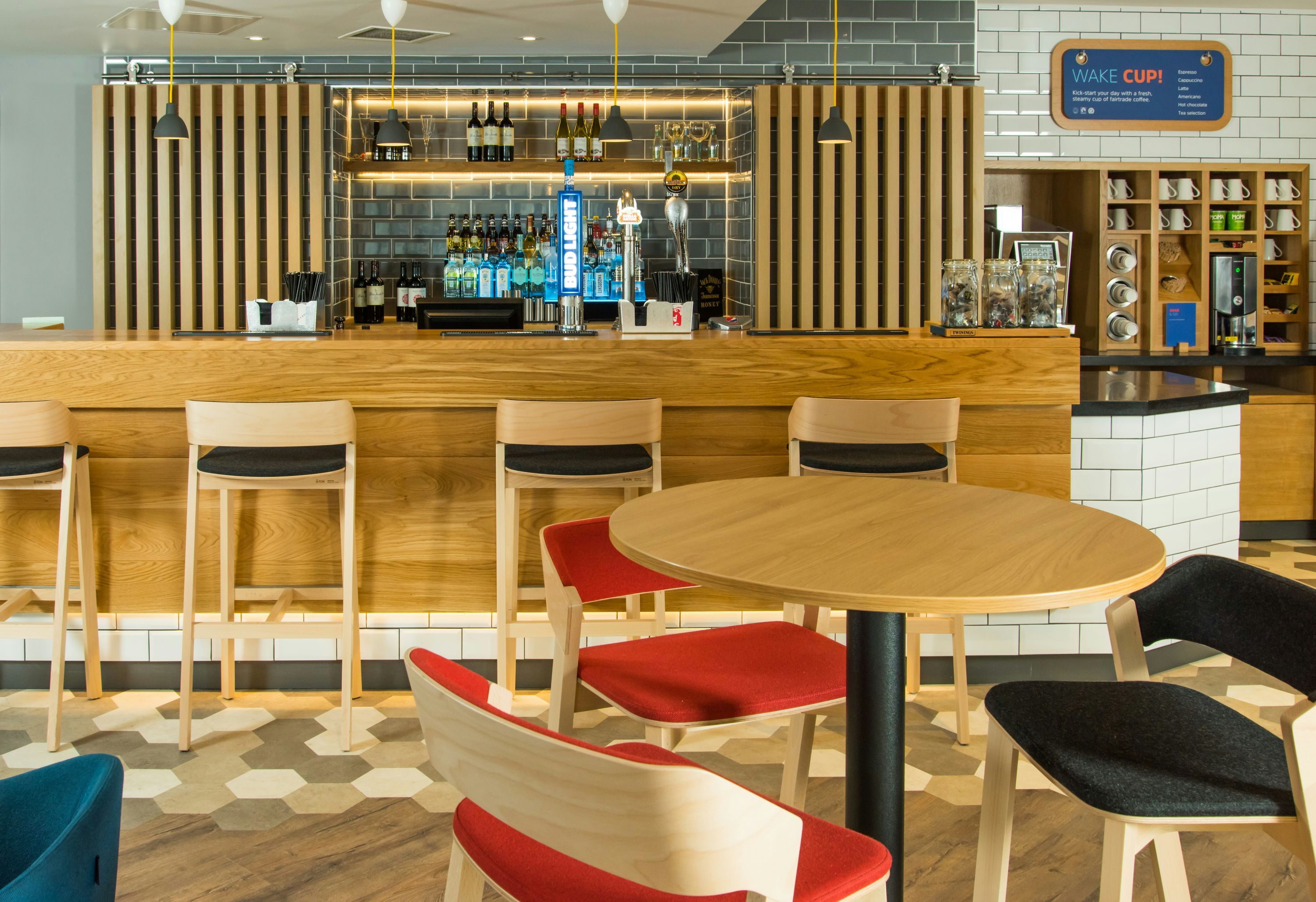 Holiday Inn Express Bristol City Centre By IHG - בריסטול - בר