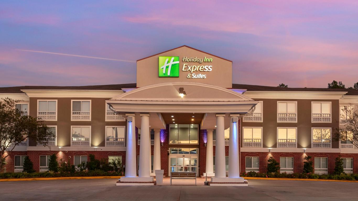 Holiday Inn Express & Suites Natchitoches