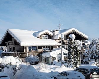 Haus Susanne - Top-Ferienwohnungen - Sommer-Bergbahn Inklusive - Fischen im Allgäu - Gebäude