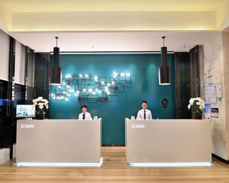 Yuntel Inn Kunming Baita Road - Kunming - Front desk