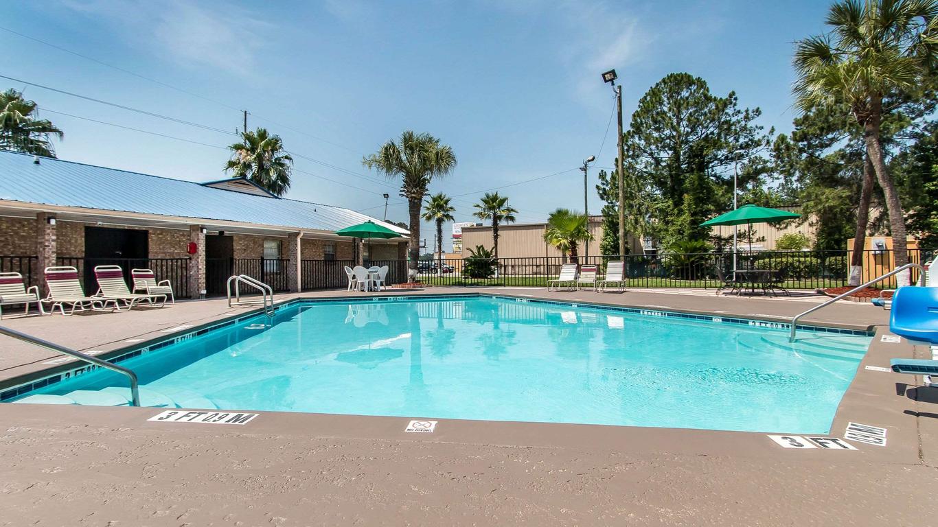 Quality Inn Hinesville - Fort Stewart Area