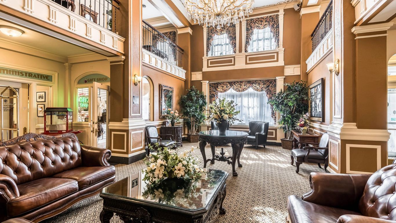 Hotel Bothwell Sedalia Central District, an Ascend Collection Hotel