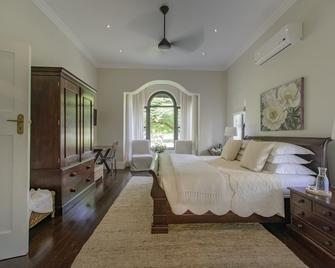 Torburnlea Homestead Luxury Accommodation - Nelspruit - Camera da letto