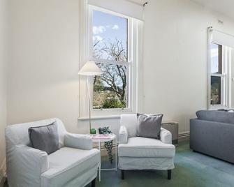 Colonial Bank Motel - Omeo