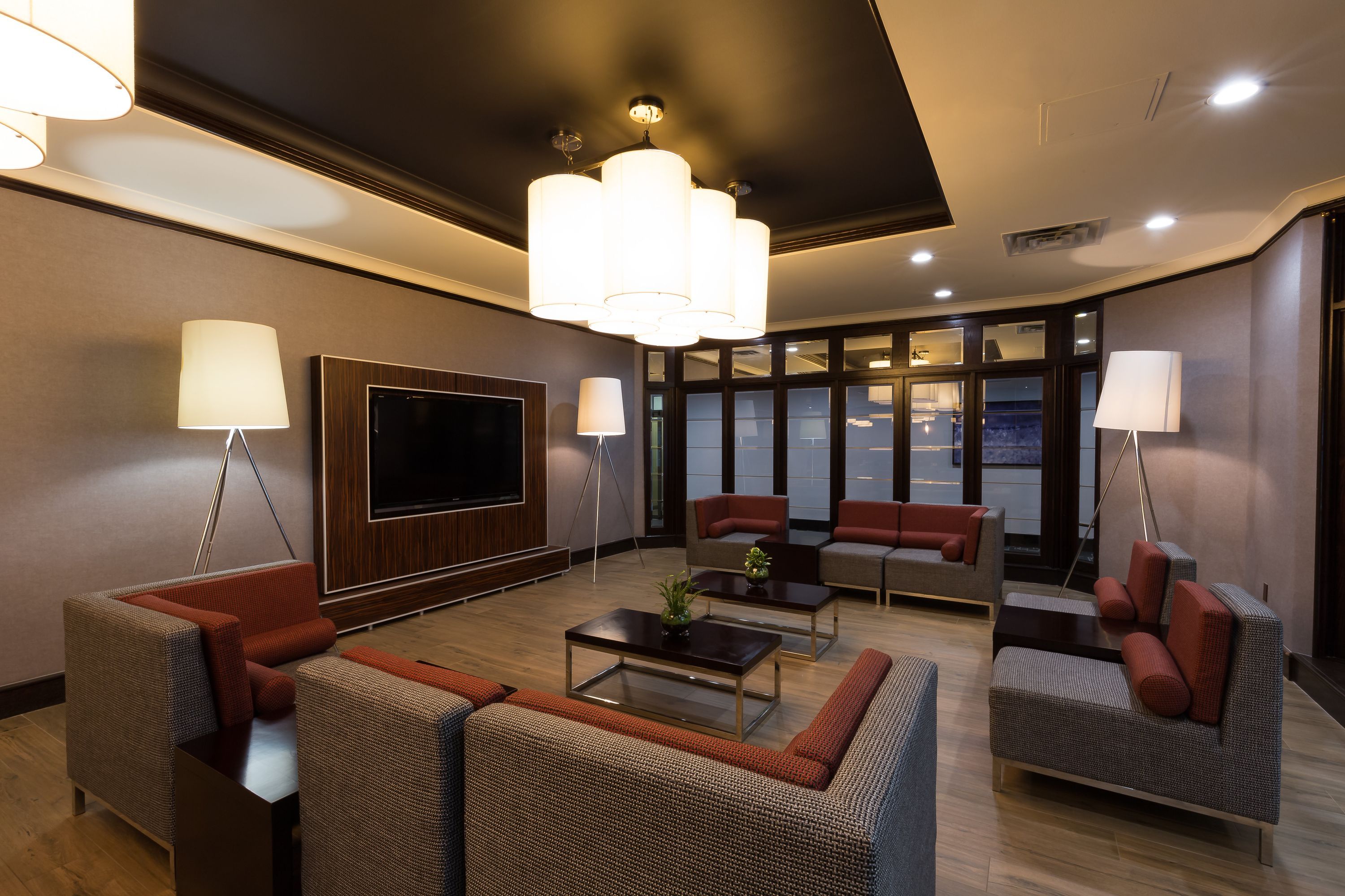 Holiday Inn Express Edmonton Downtown By IHG - אדמונטון - טרקלין