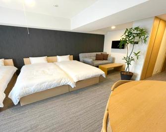 Stayat Osaka Shinsaibashi East - Osaka - Habitación