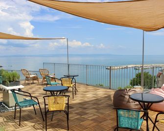 Sunset Art Hotel - Chernomorets - Balcon