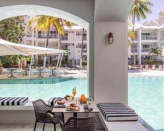 Peppers Beach Club Port Douglas - פורט דאגלאס - בריכה