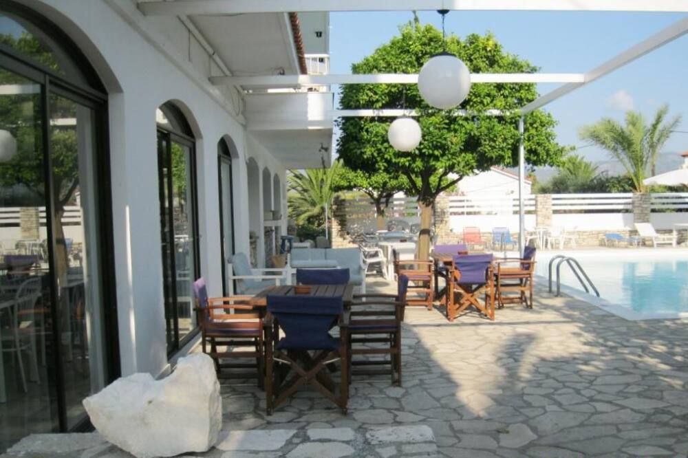 Apollon Resort - Pythagorio - Patio