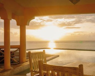 Pearl Beach by Sansi - Michamvi - Balkon