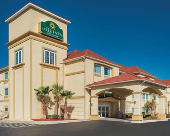 La Quinta Inn & Suites by Wyndham Kingsland/Kings Bay - Kingsland - Bygning