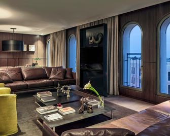Mamilla Hotel - Jerusalem - Living room